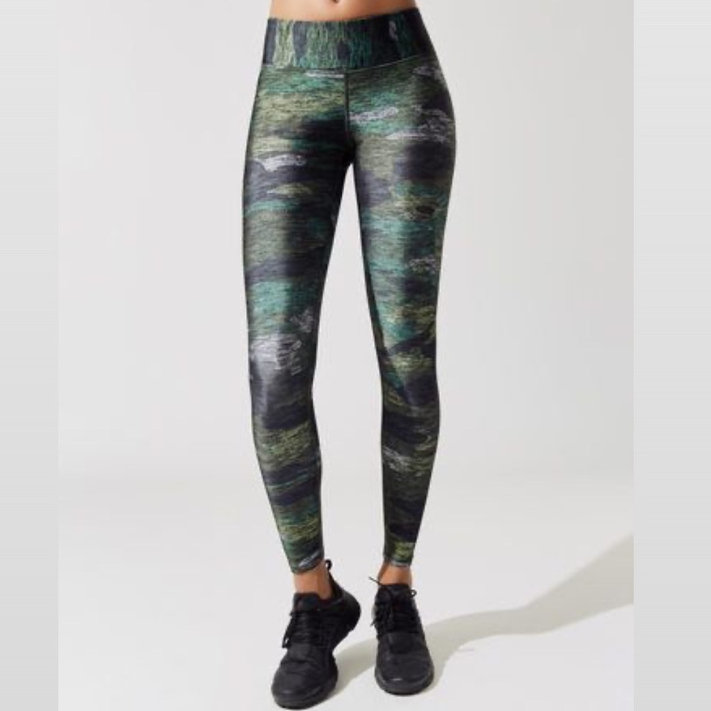 Terez Heathered Camouflage Green Pattern Leggings